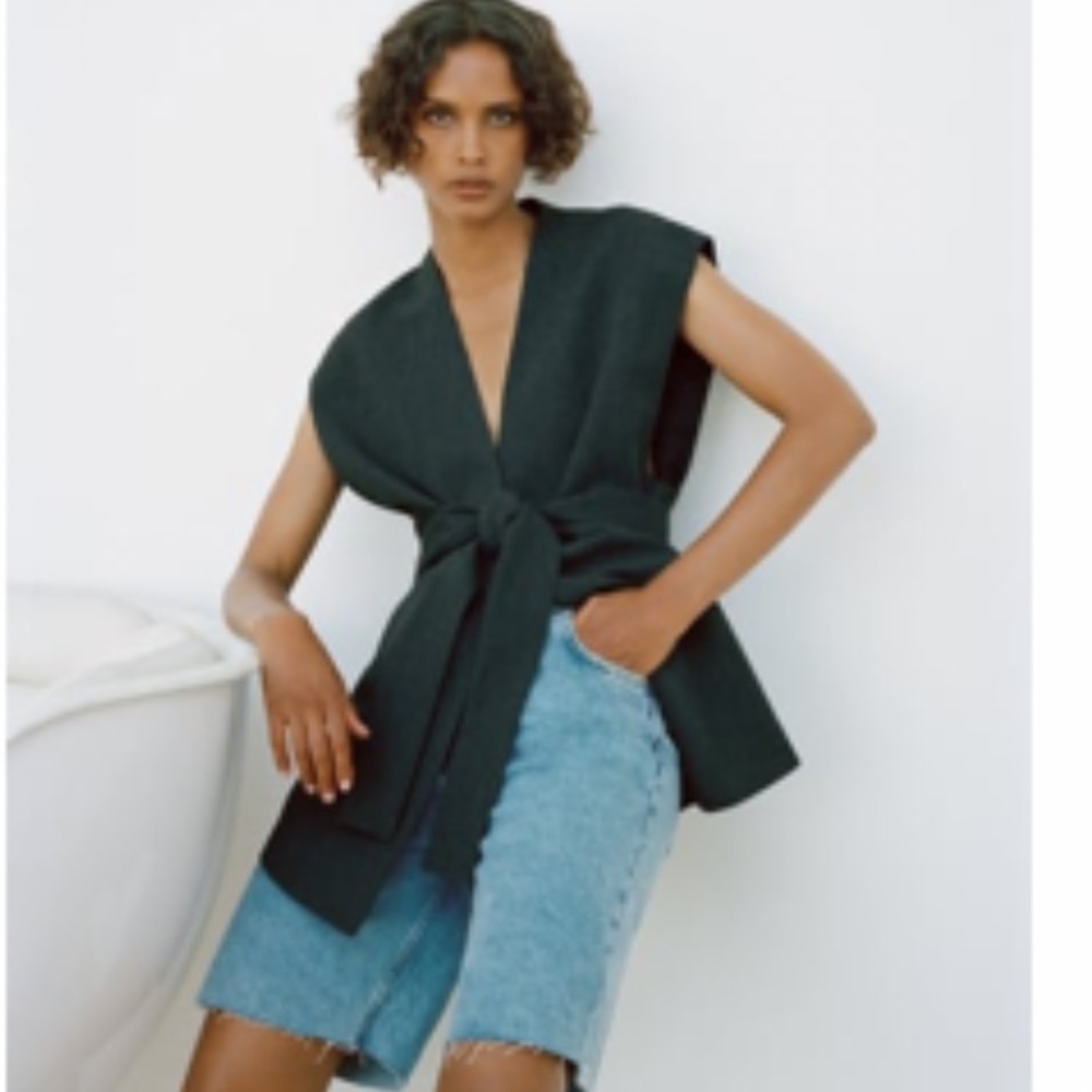 Zara gray belted vest